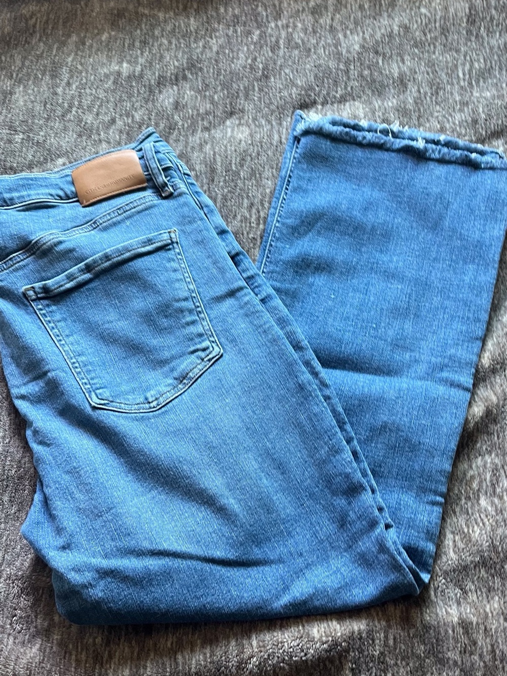 Citizens Of Humanity Isola Mid Wash Straight Leg Jeans with Raw Hem